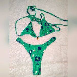 Blackbough bikini set